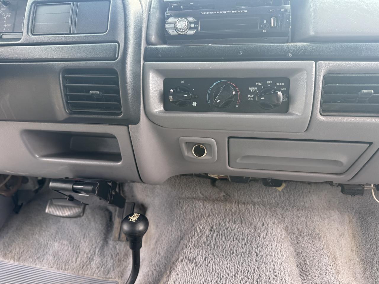 Ford F-250 XL SuperCab Long Bed 4WD 1996