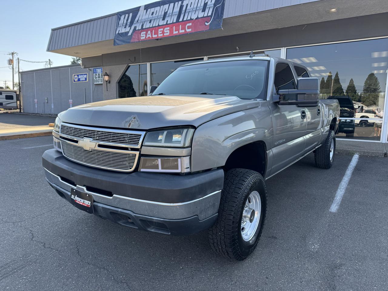 Chevrolet Silverado 2500HD Work Truck Crew Cab Long Bed 4WD 2006