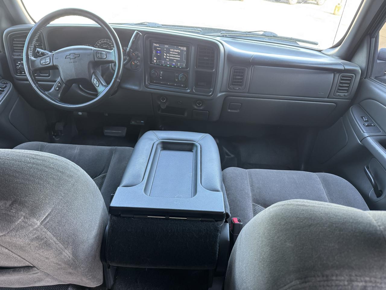 Chevrolet Silverado 2500HD Work Truck Crew Cab Long Bed 4WD 2006