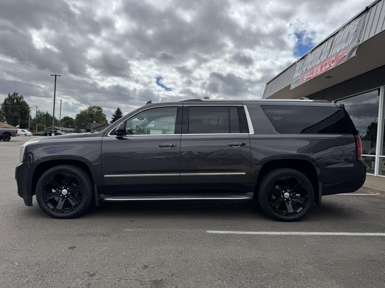 GMC Yukon Denali XL 4WD 2015