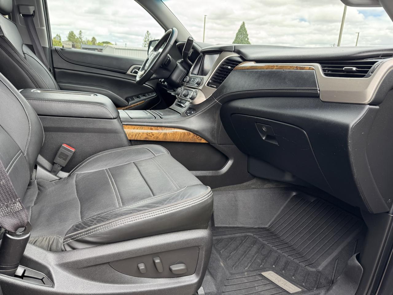 GMC Yukon Denali XL 4WD 2015