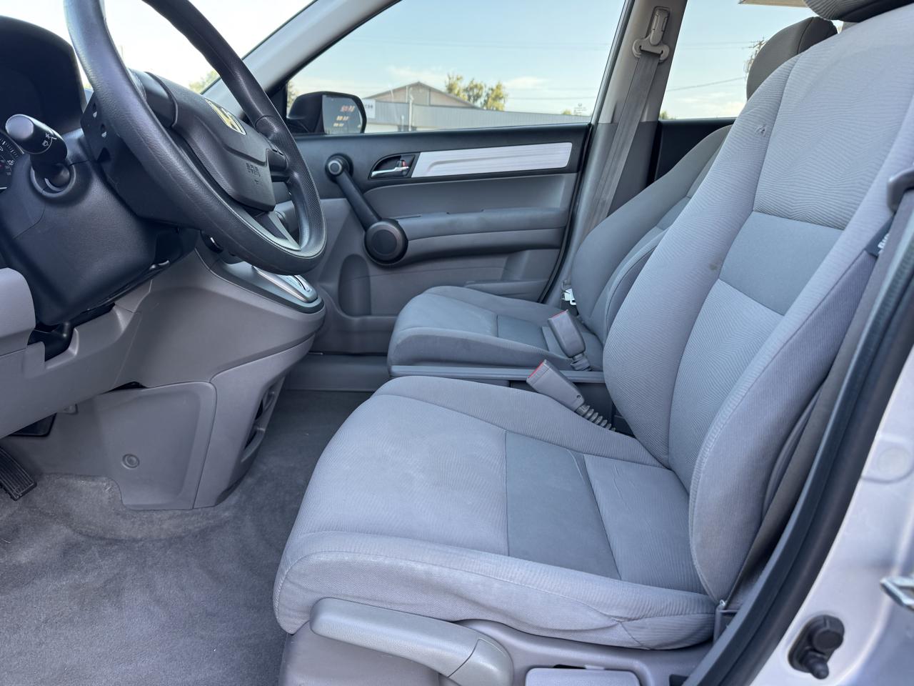 Honda CR-V LX 4WD 5-Speed AT 2011
