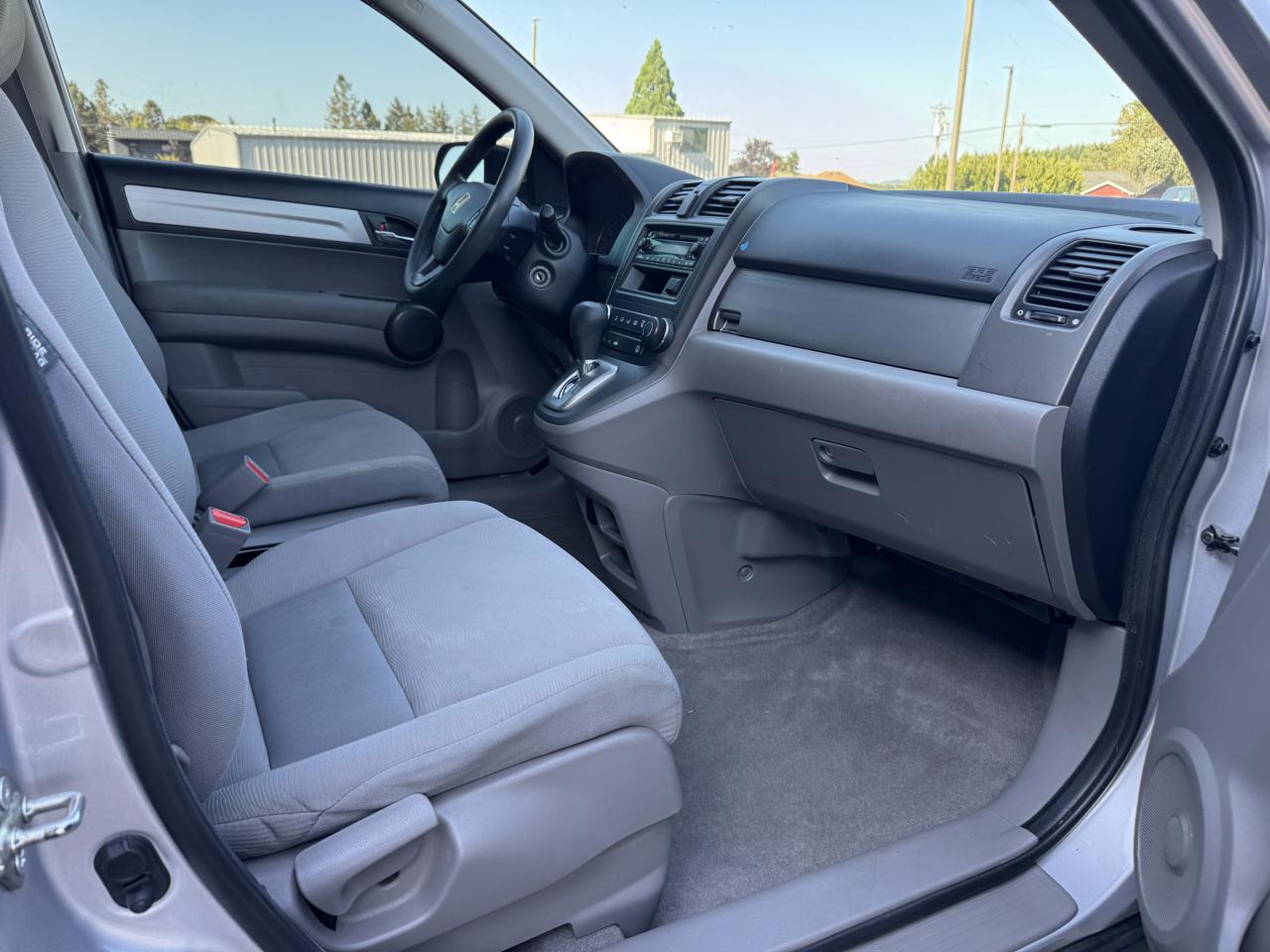Honda CR-V LX 4WD 5-Speed AT 2011