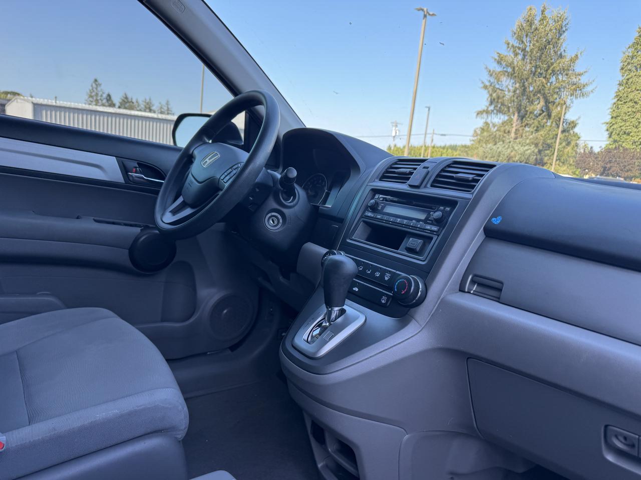 Honda CR-V LX 4WD 5-Speed AT 2011