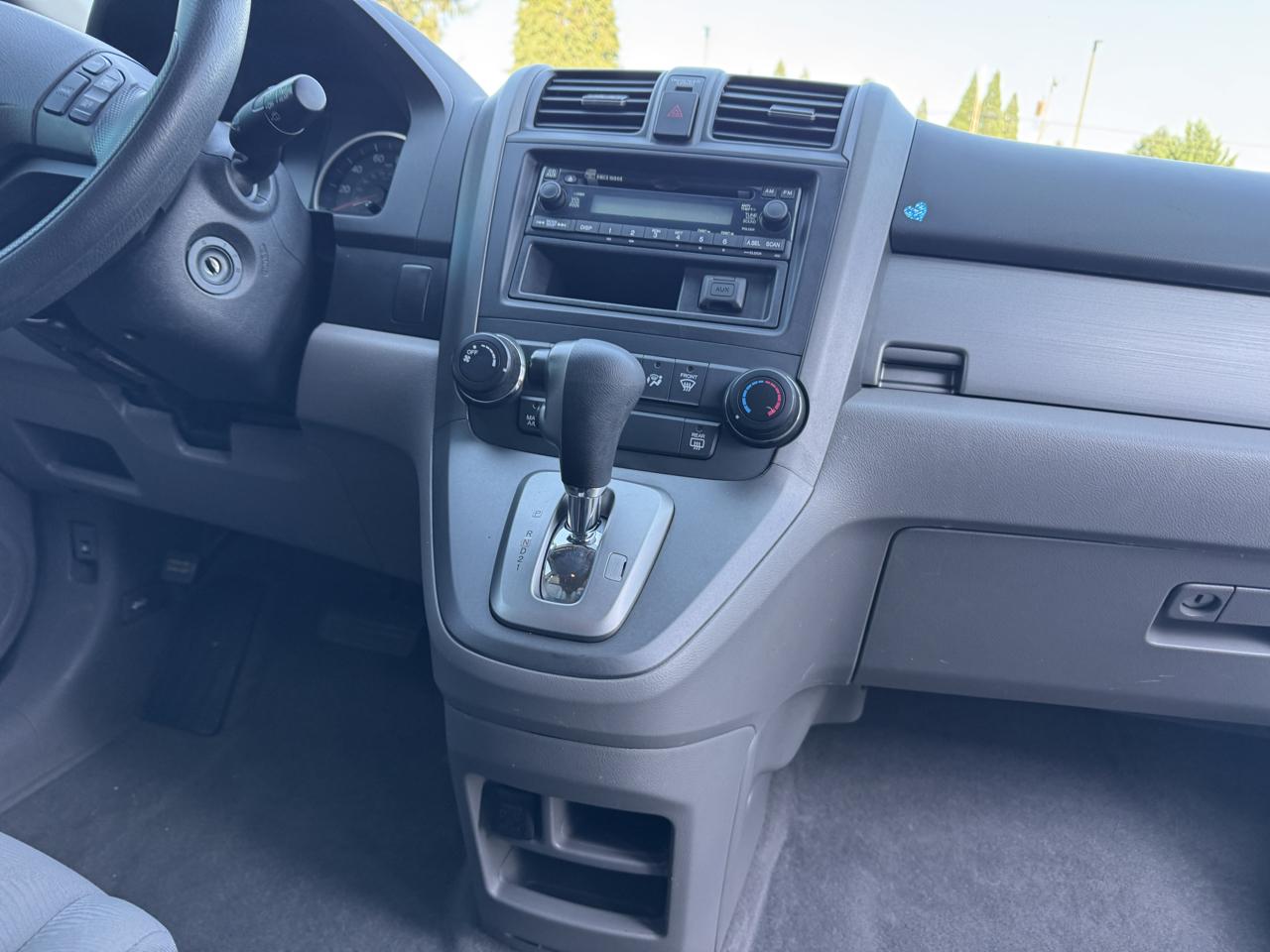 Honda CR-V LX 4WD 5-Speed AT 2011