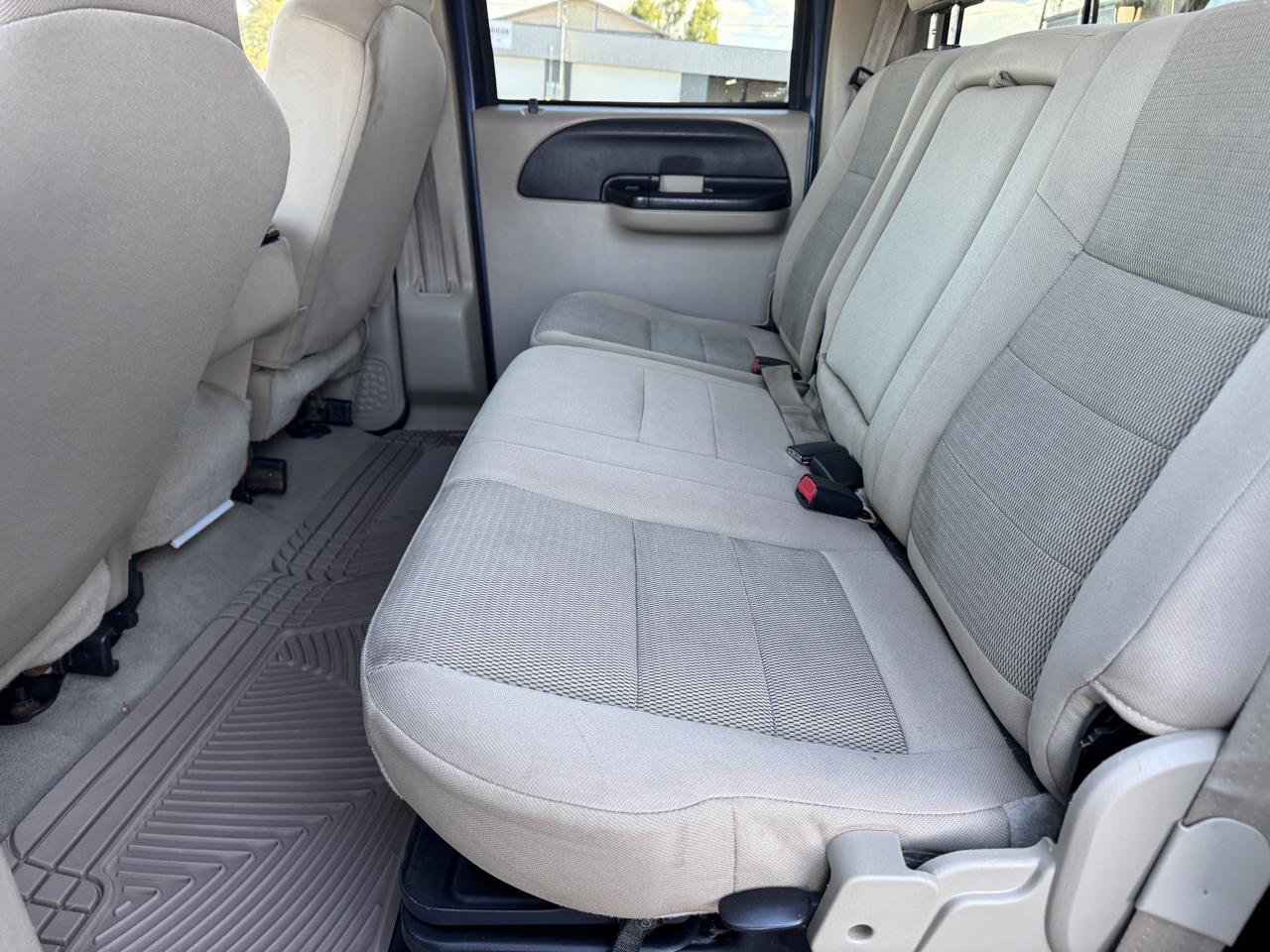 Ford F-350 SD Lariat Crew Cab 4WD 2005