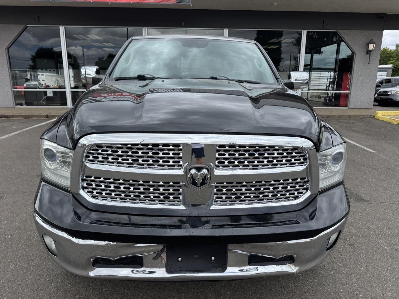 RAM 1500 Laramie Crew Cab SWB 4WD 2016