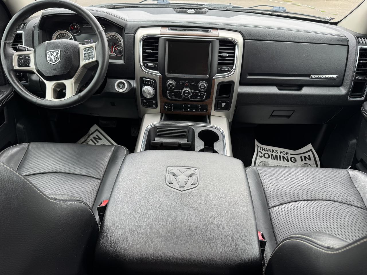 RAM 1500 Laramie Crew Cab SWB 4WD 2016