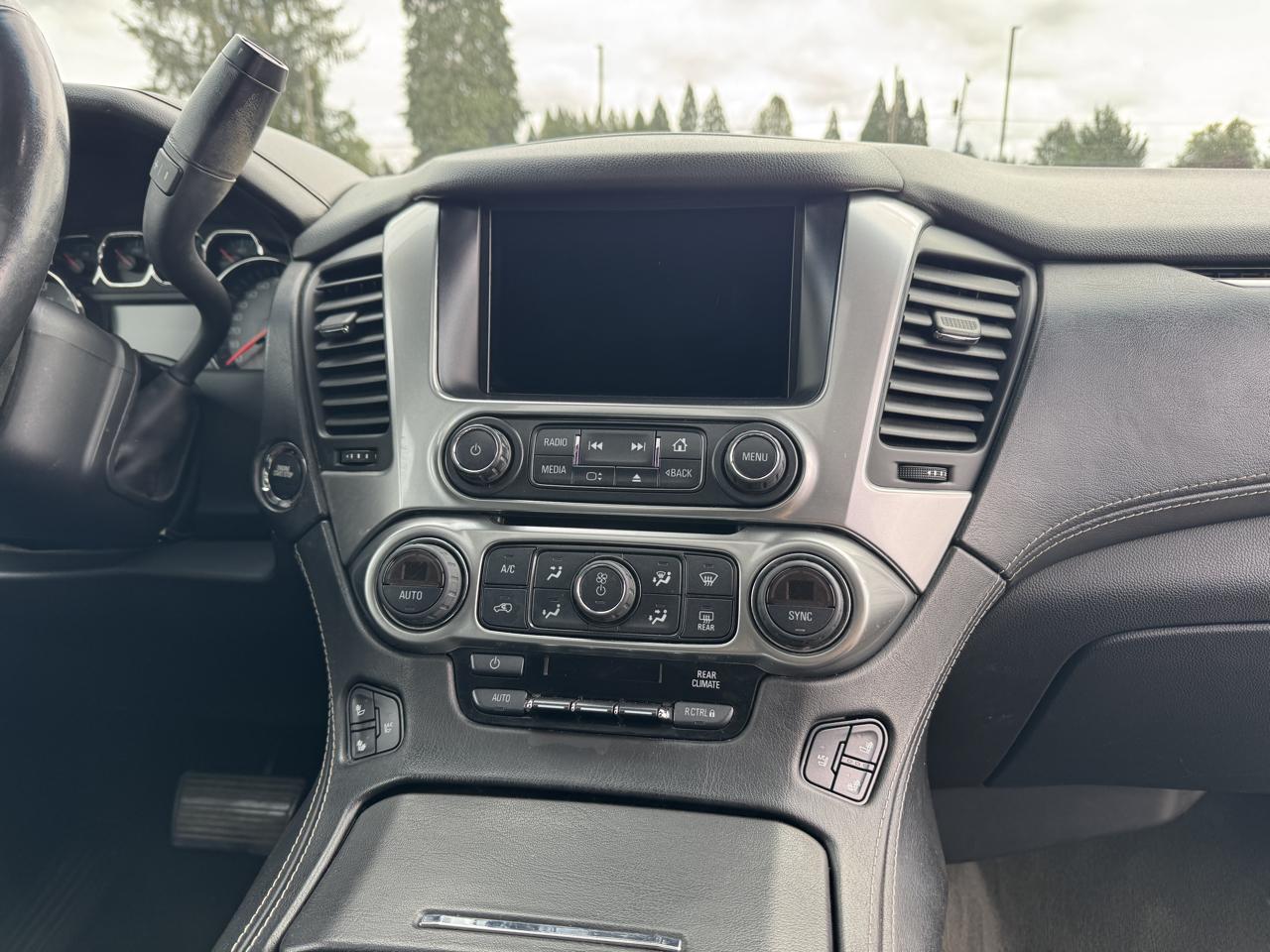 Chevrolet Suburban LTZ 1500 4WD 2015