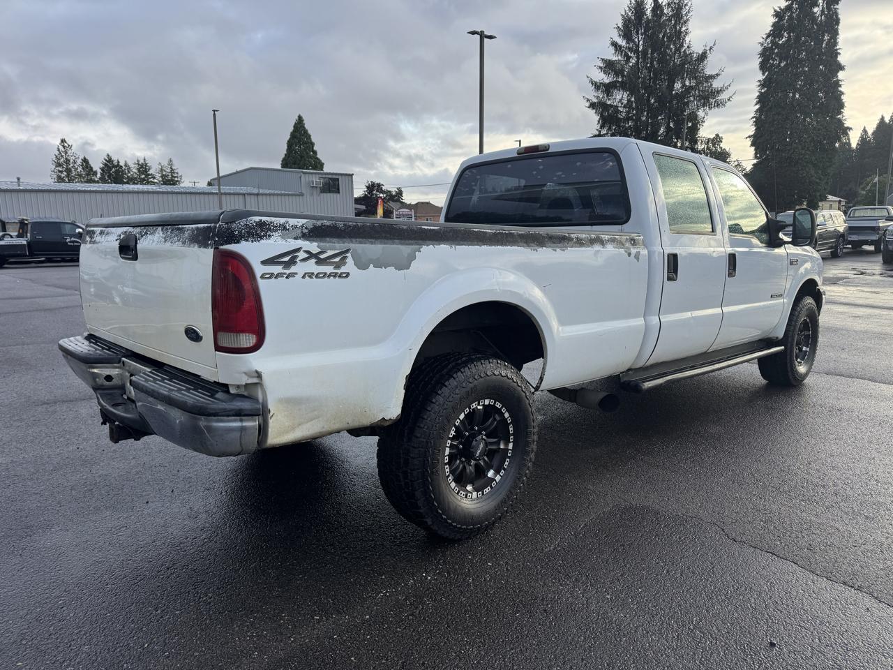 Ford F-350 SD Lariat Crew Cab Long Bed 4WD 2002
