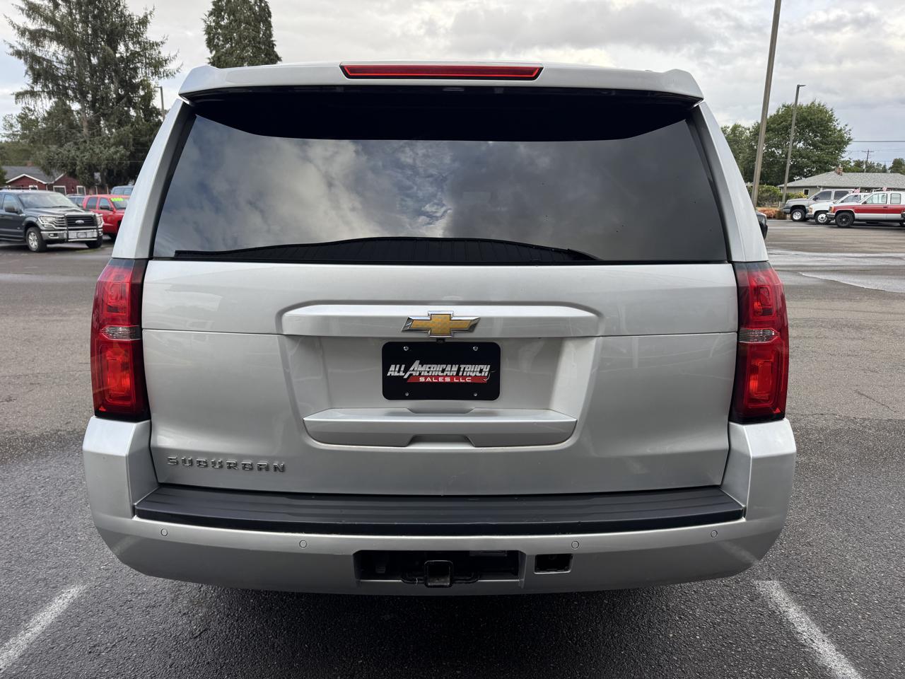 Chevrolet Suburban LT 4WD 2018