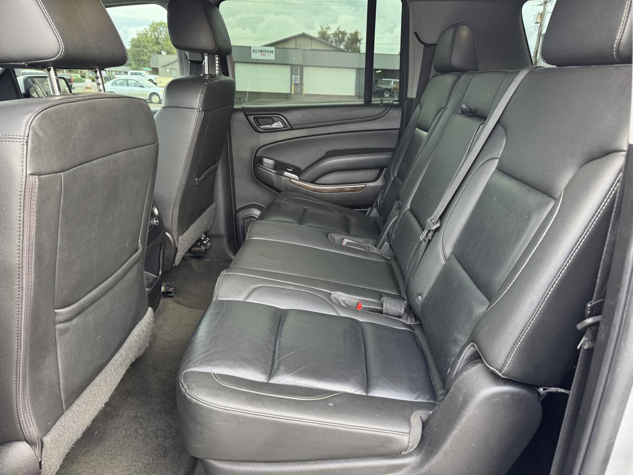 Chevrolet Suburban LT 4WD 2018