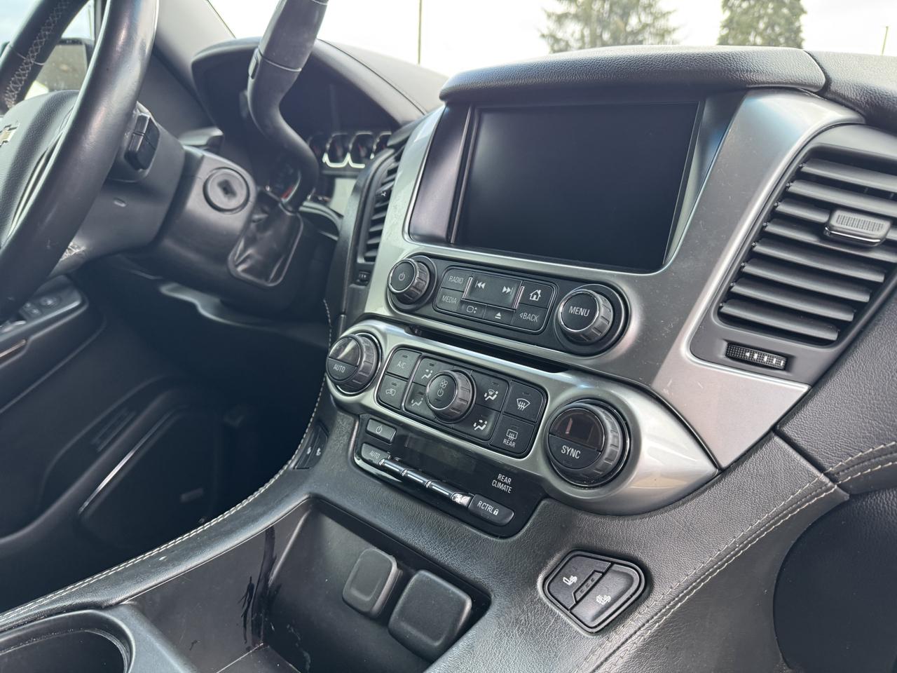 Chevrolet Suburban LT 4WD 2018
