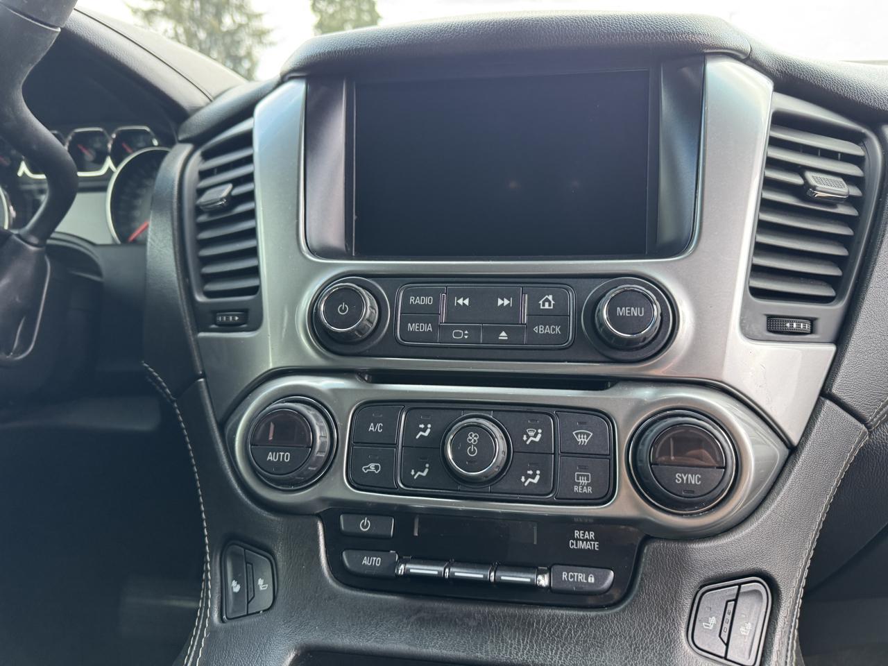 Chevrolet Suburban LT 4WD 2018