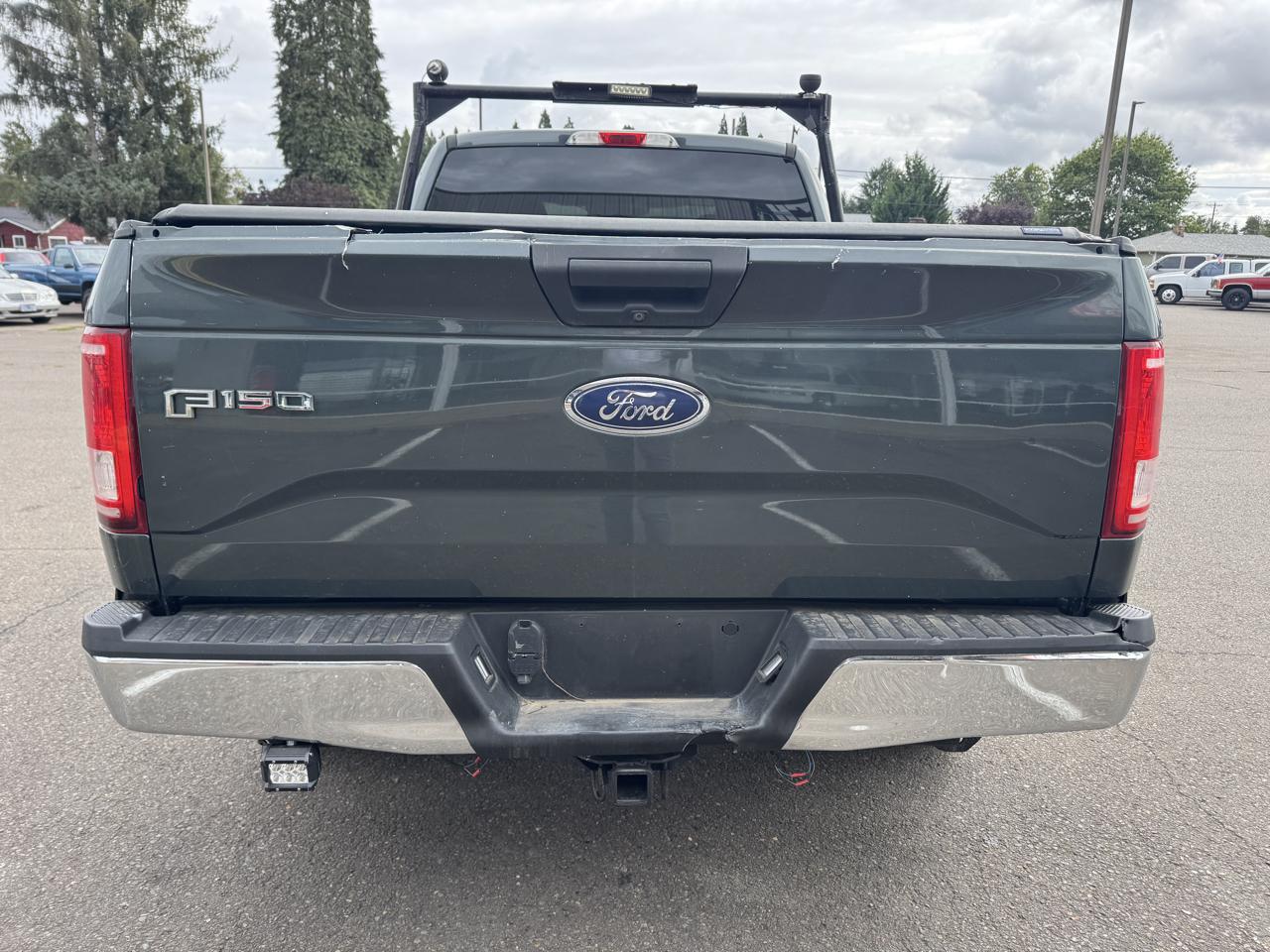 Ford F-150 XLT SuperCrew 4WD 2015