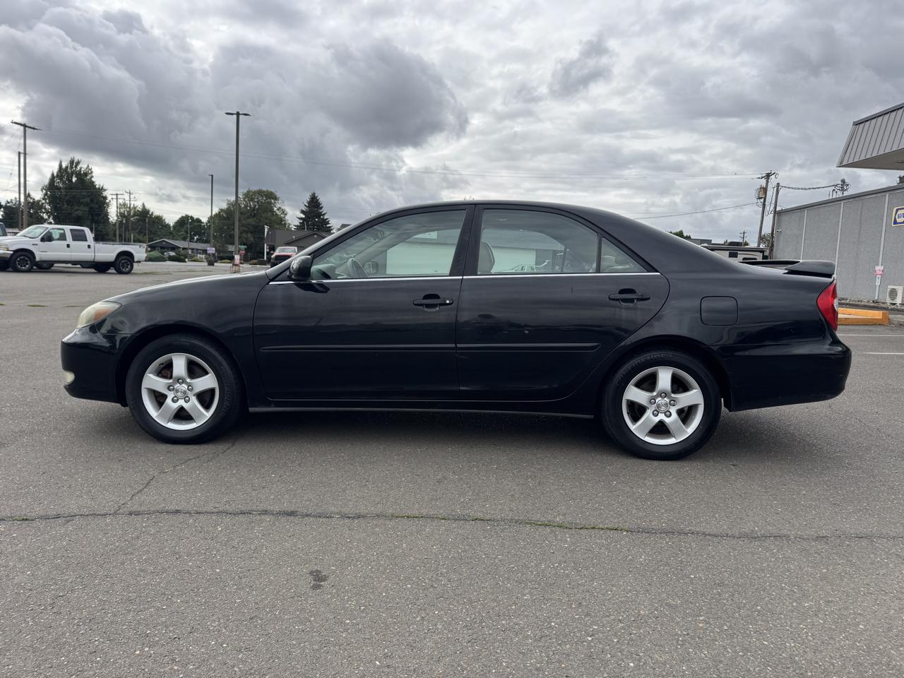 Toyota Camry SE V6 2004