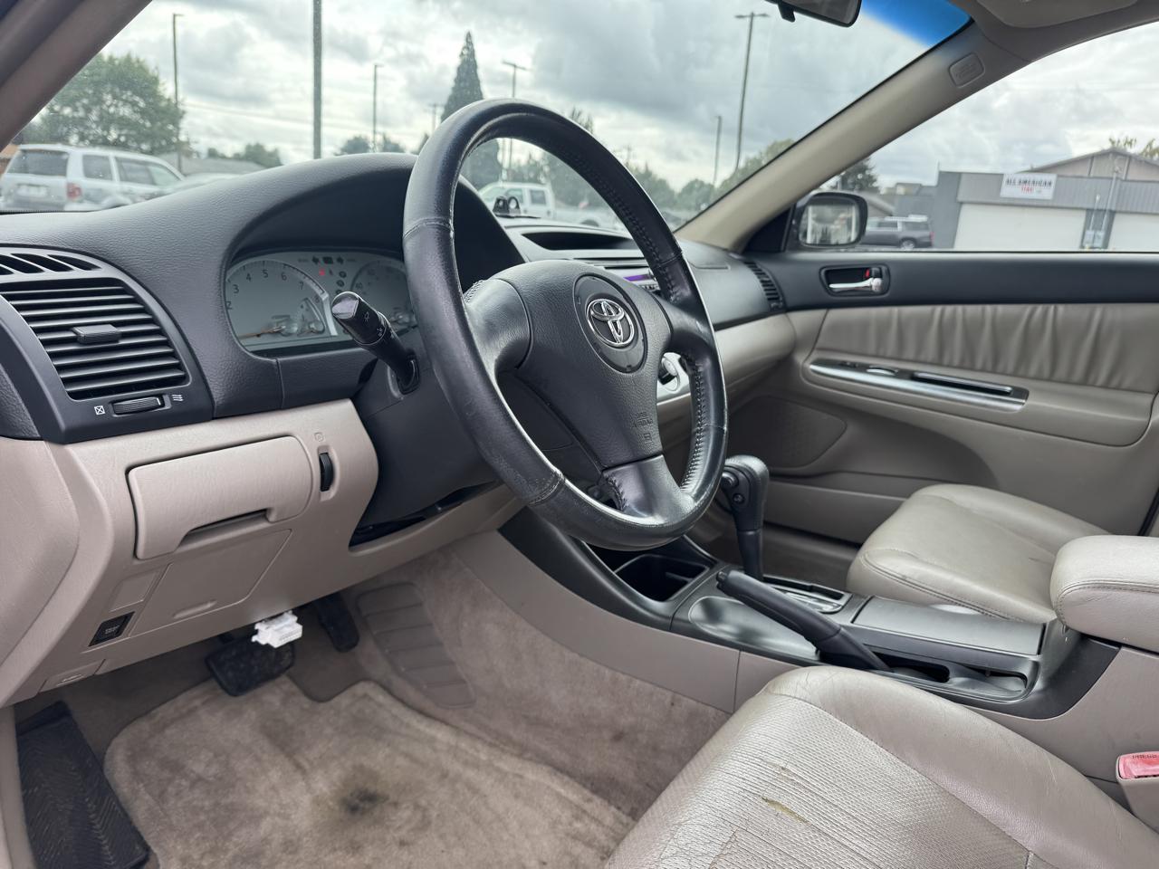 Toyota Camry SE V6 2004