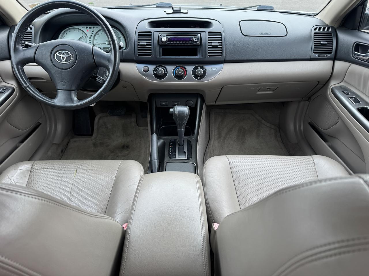 Toyota Camry SE V6 2004