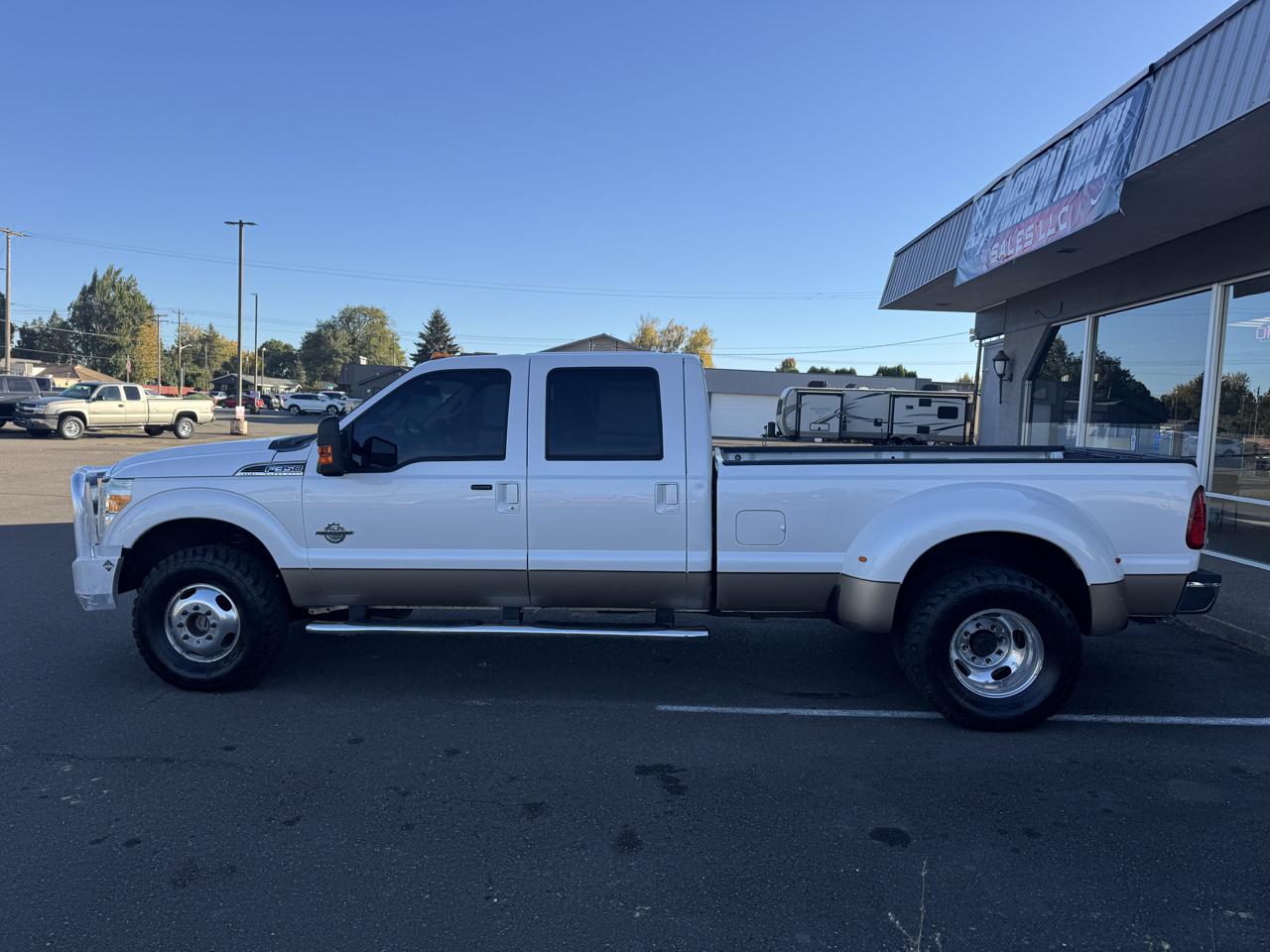 Ford F350SD photo 9