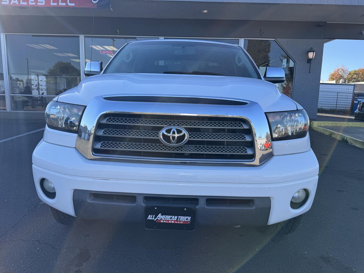 Toyota Tundra Limited CrewMax 5.7L 4WD 2008