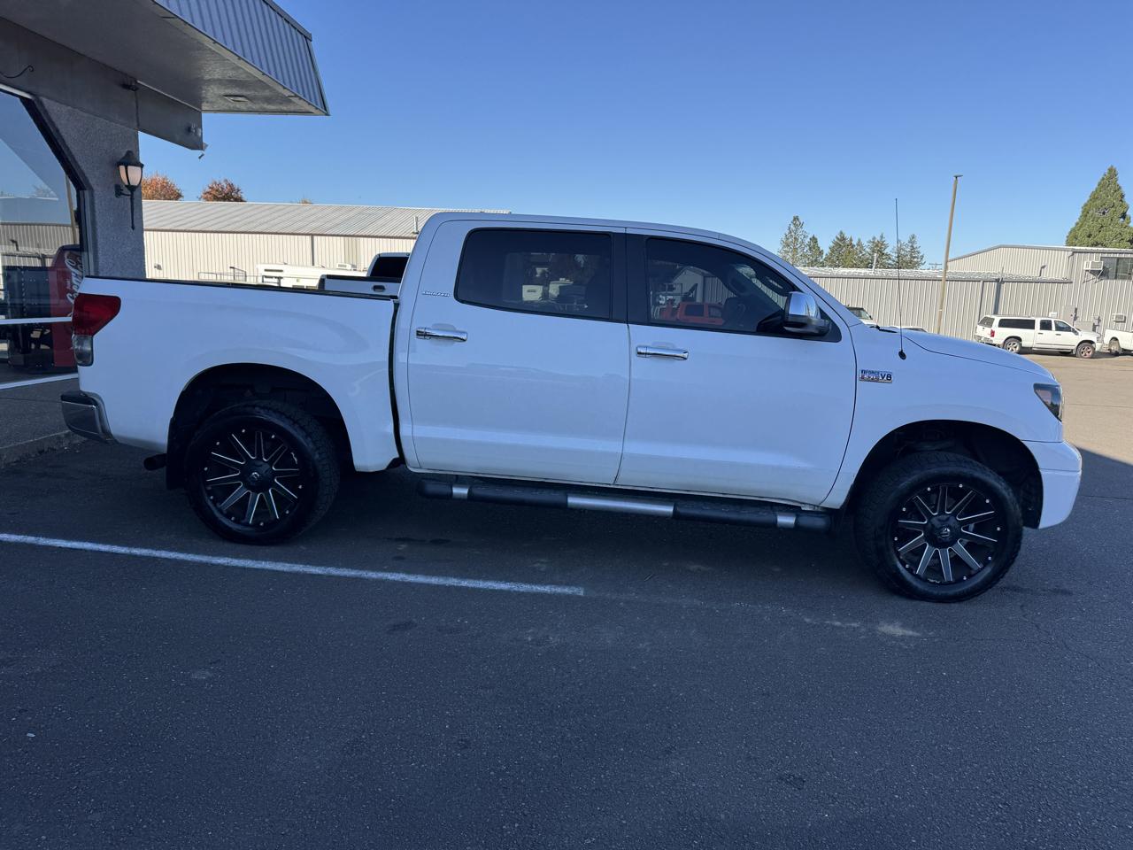 Toyota Tundra Limited CrewMax 5.7L 4WD 2008