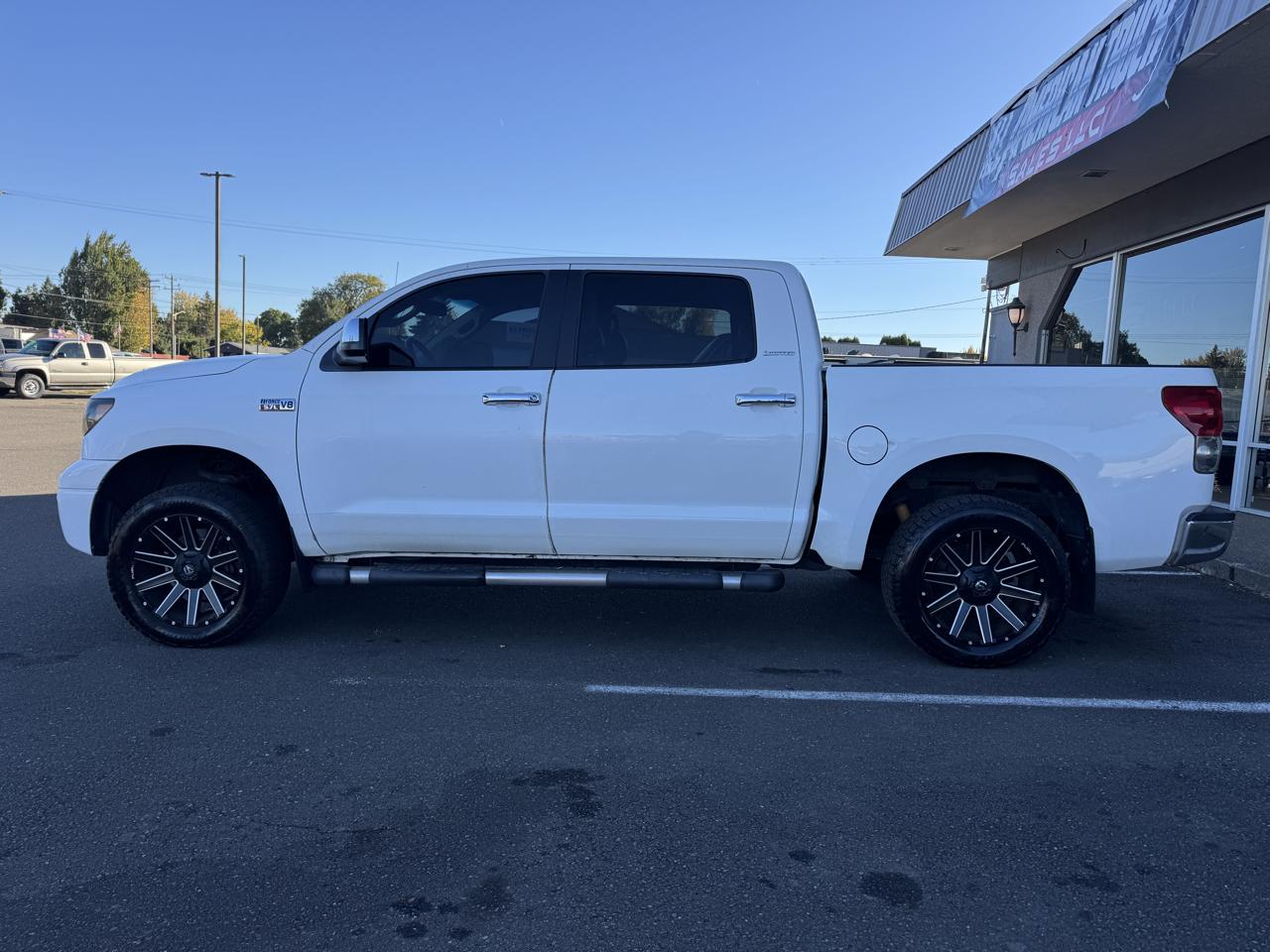 Toyota Tundra Limited CrewMax 5.7L 4WD 2008