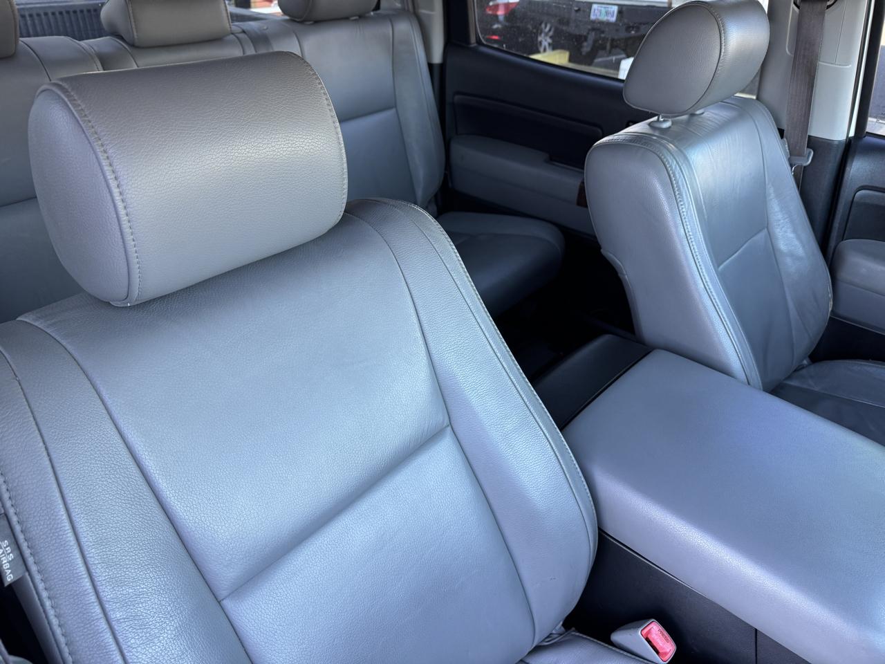 Toyota Tundra Limited CrewMax 5.7L 4WD 2008