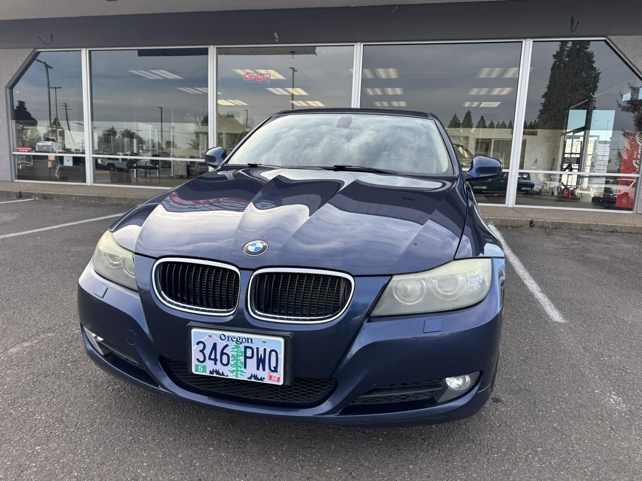 BMW 3-Series 328i xDrive 2011