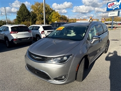 2018 Chrysler Pacifica Hybrid 