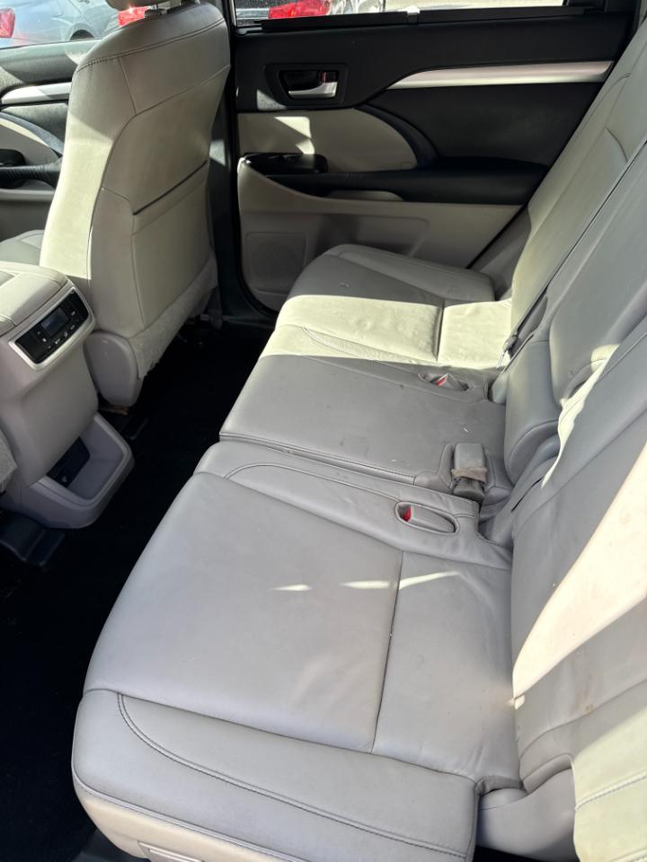 Toyota Highlander  2015