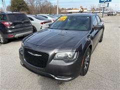 2017 Chrysler 300 
