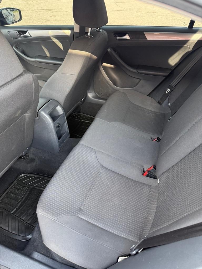 Volkswagen Jetta  2015