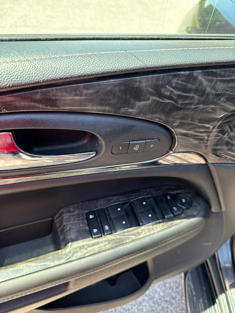 Buick Enclave  2014