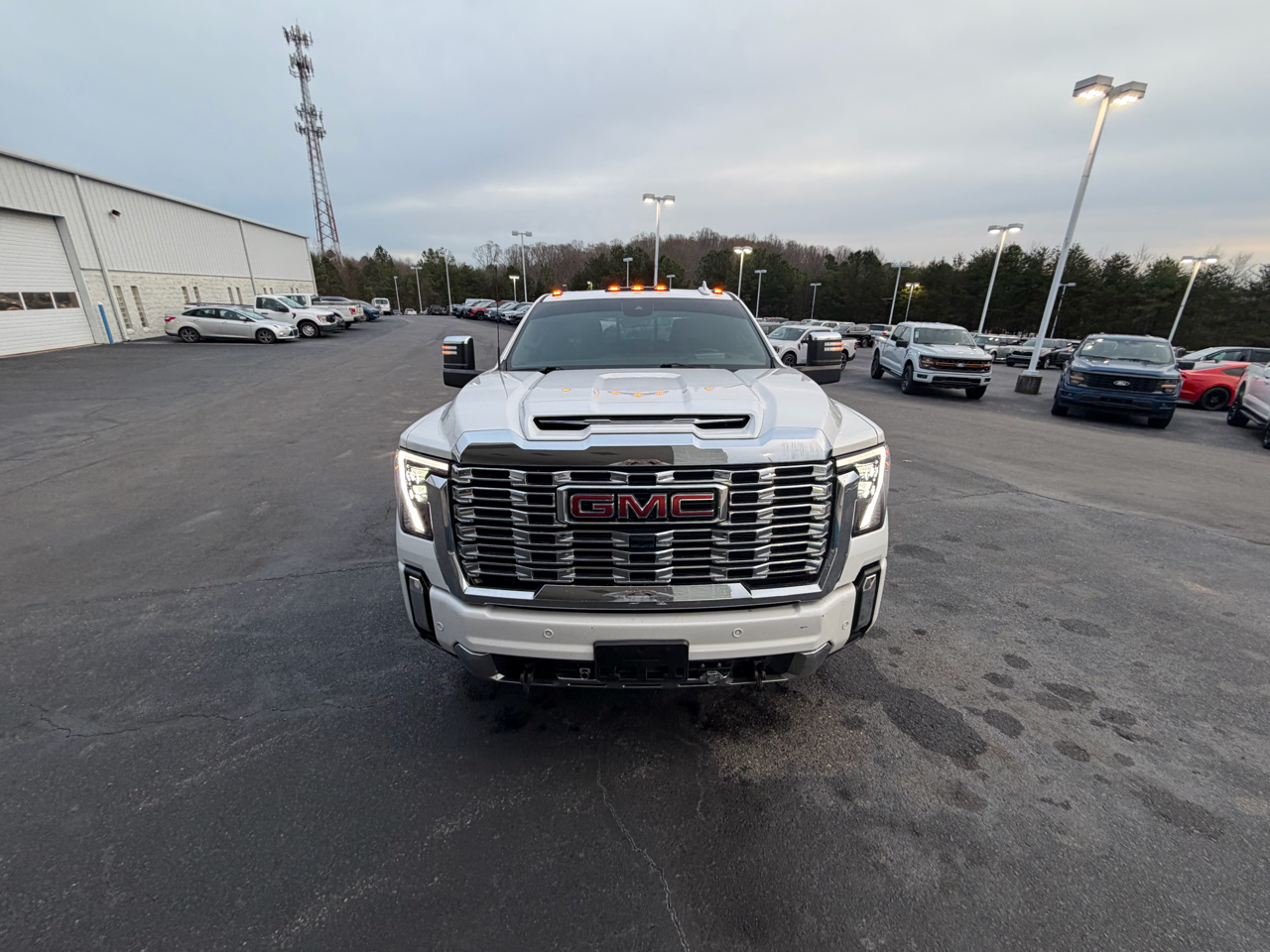 GMC Sierra 3500HD Denali Crew Cab 4WD 2024