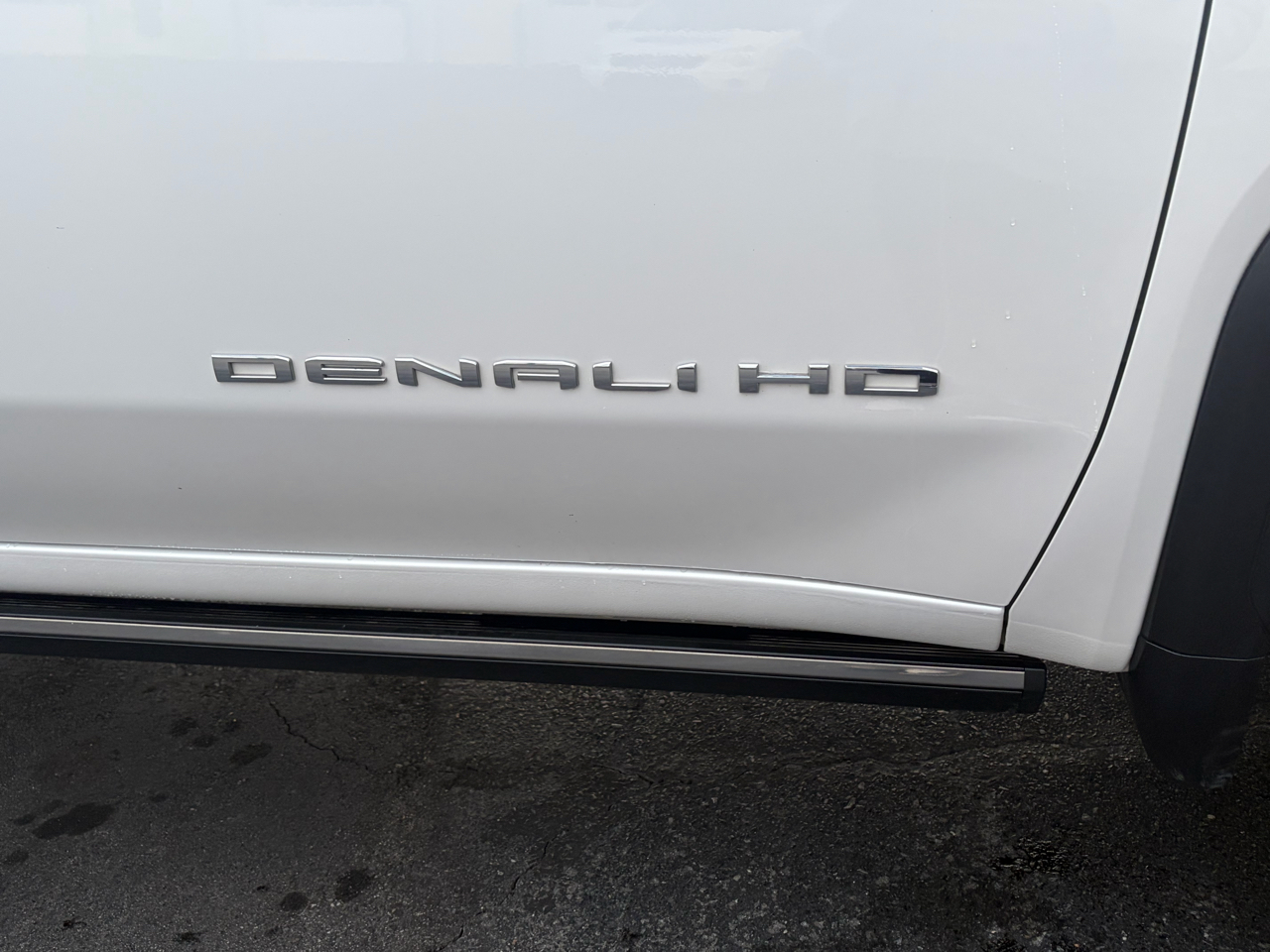 GMC Sierra 3500HD Denali Crew Cab 4WD 2024