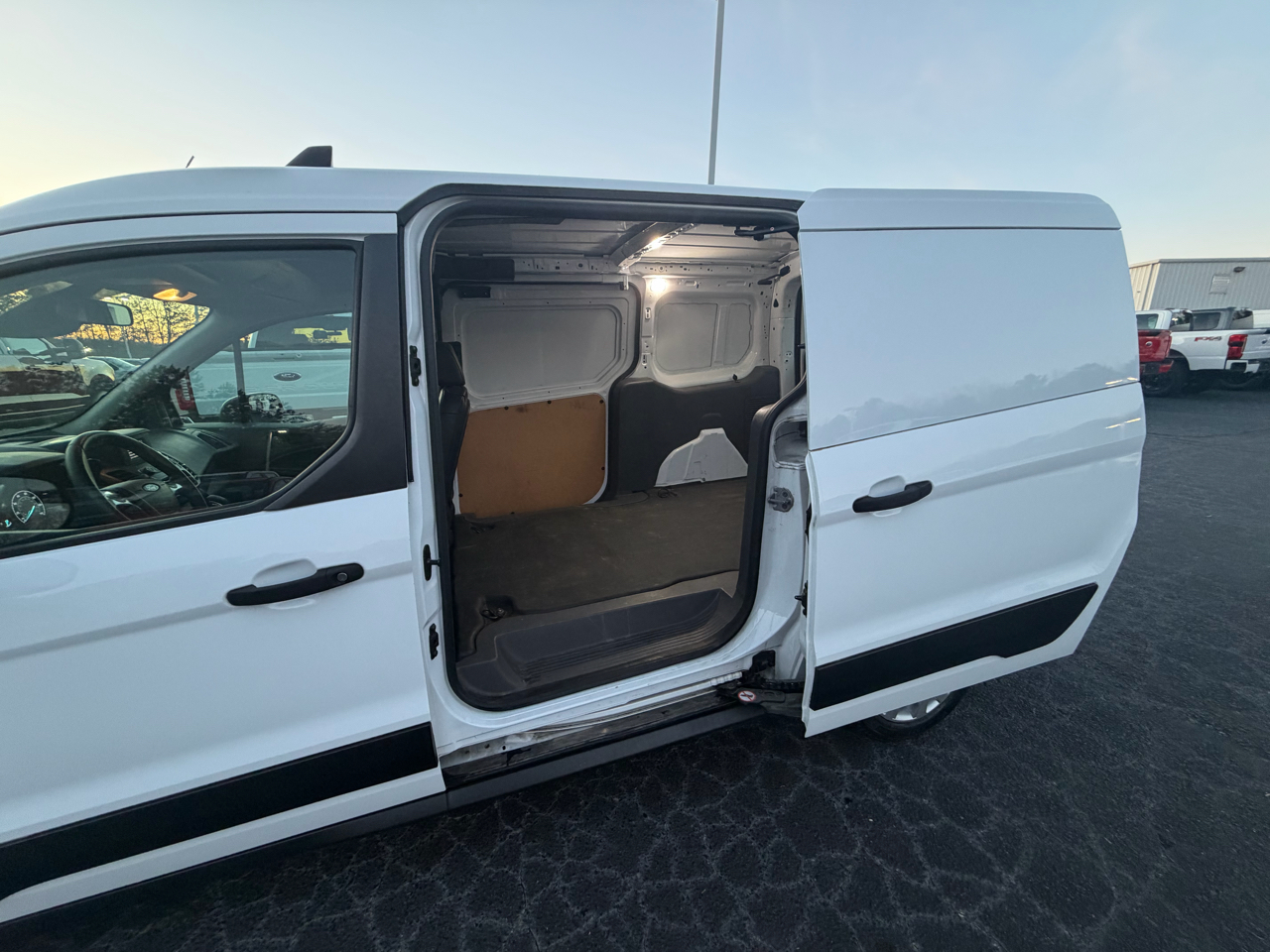 Ford Transit Connect Cargo Van XL LWB w/Rear 180 Degree Door 2019