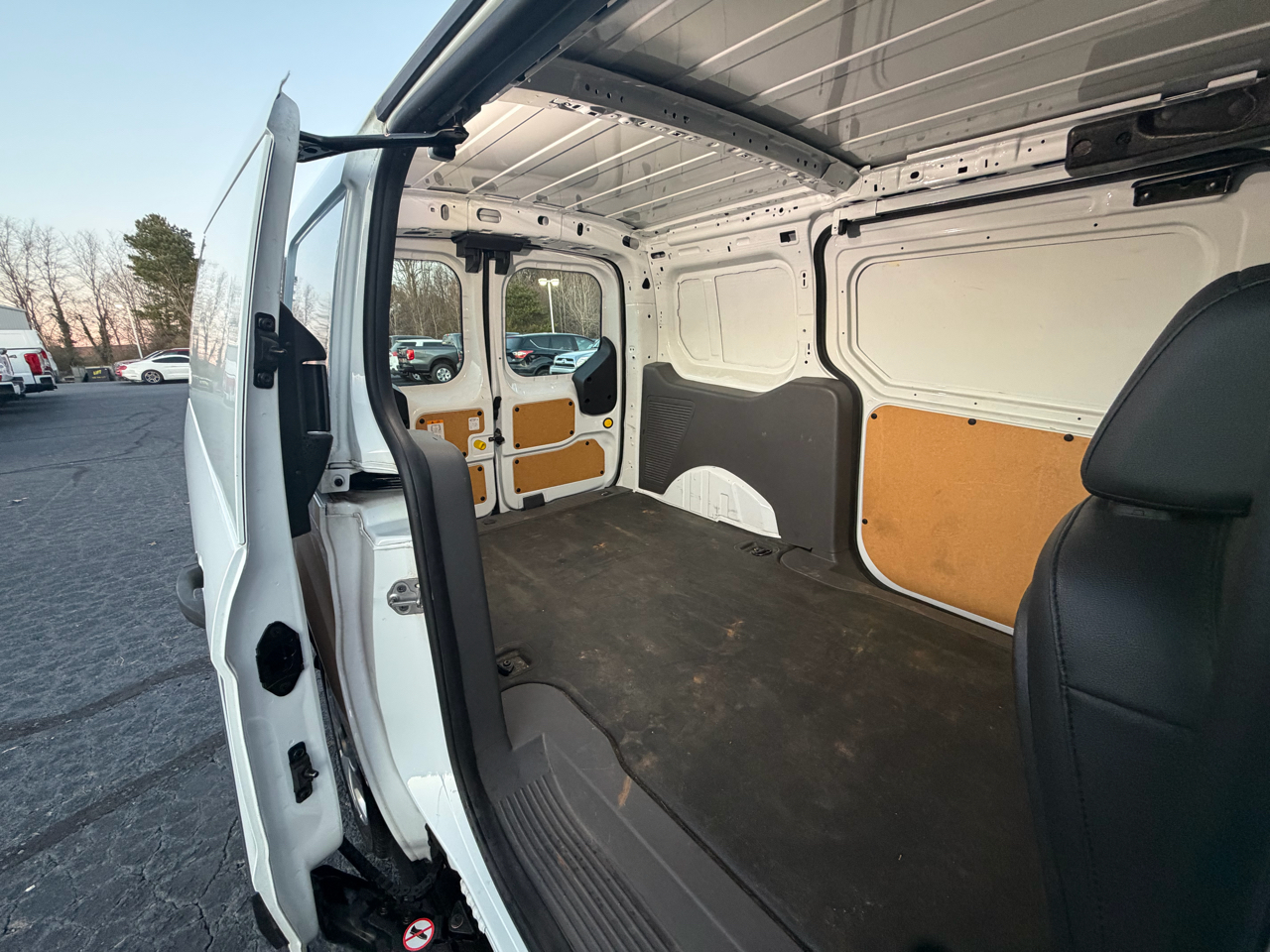 Ford Transit Connect Cargo Van XL LWB w/Rear 180 Degree Door 2019