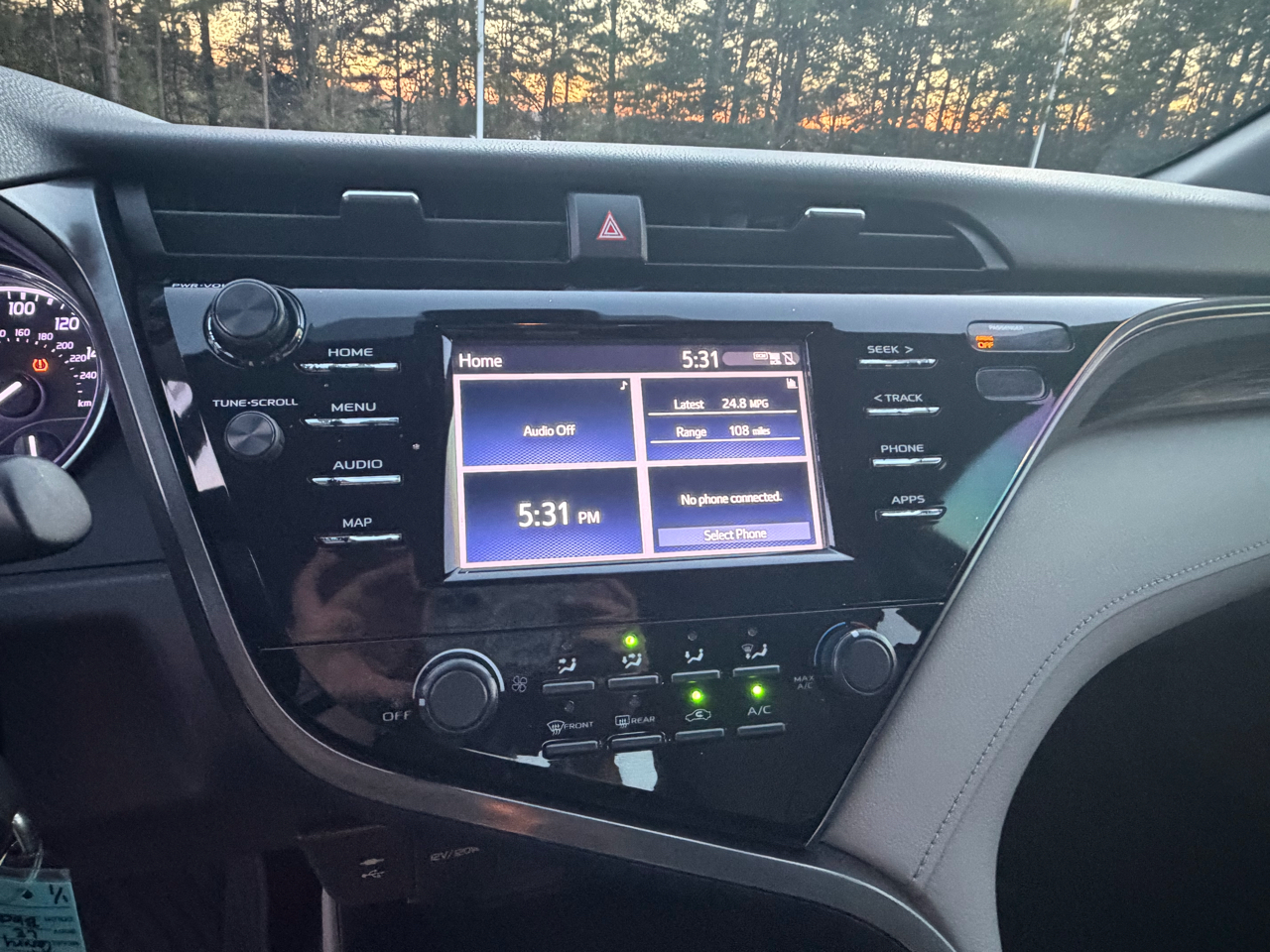 Toyota Camry XLE 2019