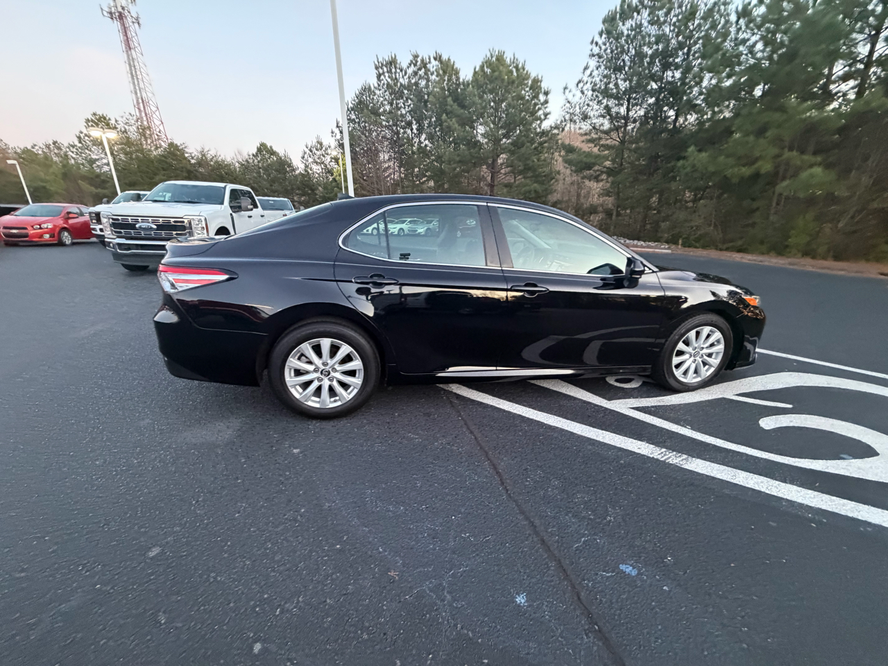 Toyota Camry XLE 2019