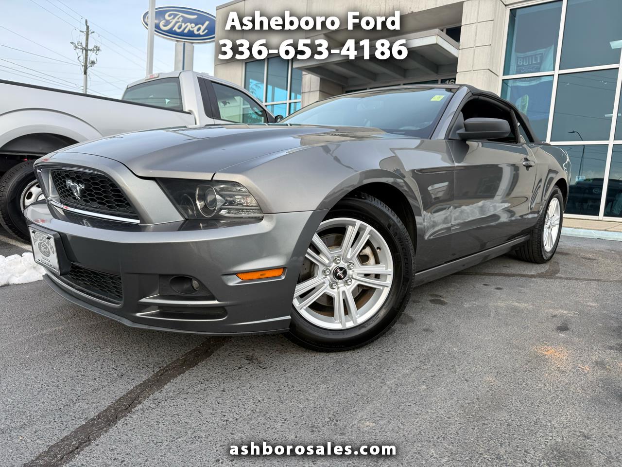 Ford Mustang V6 Convertible 2014