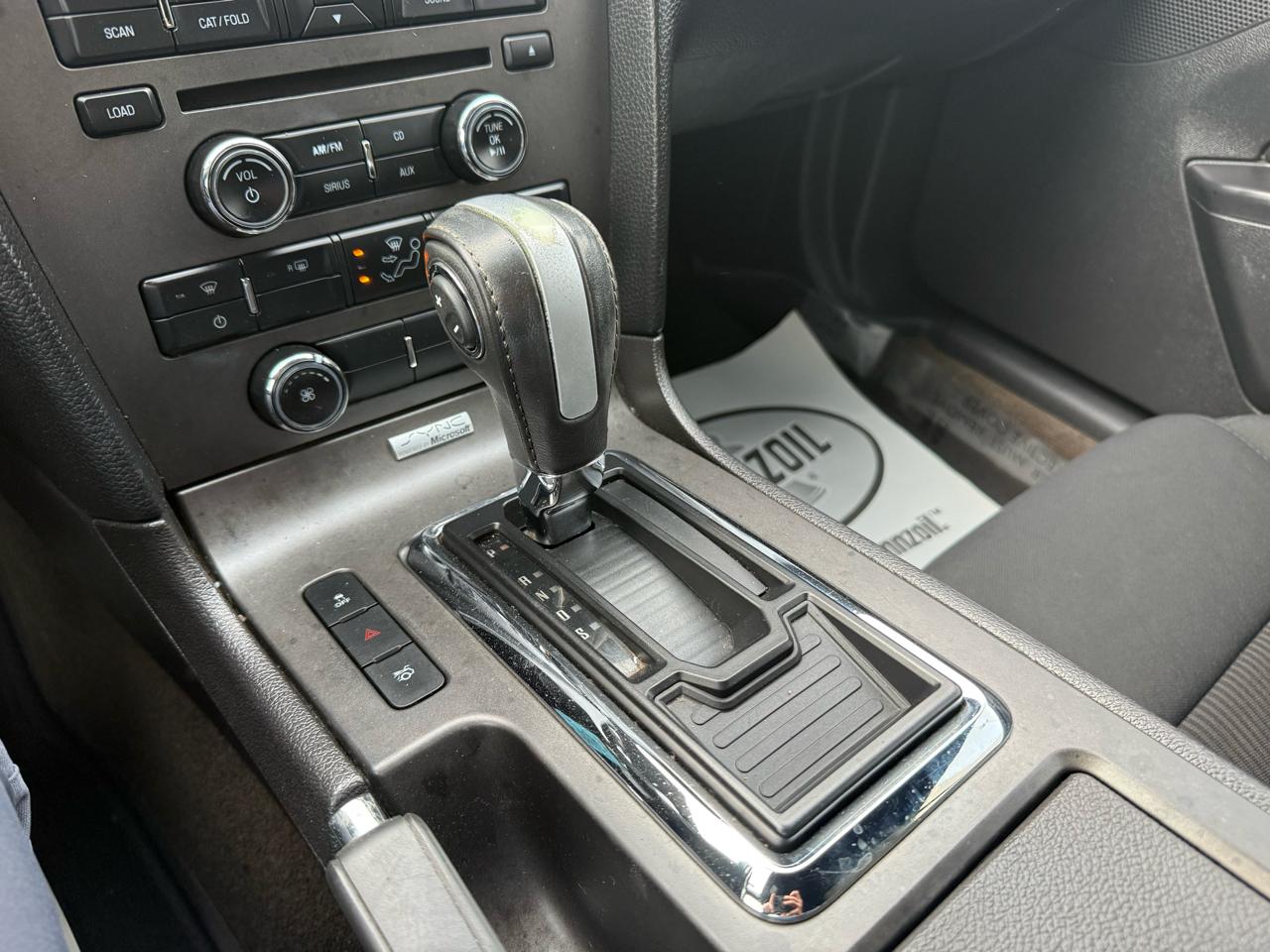 Ford Mustang V6 Convertible 2014