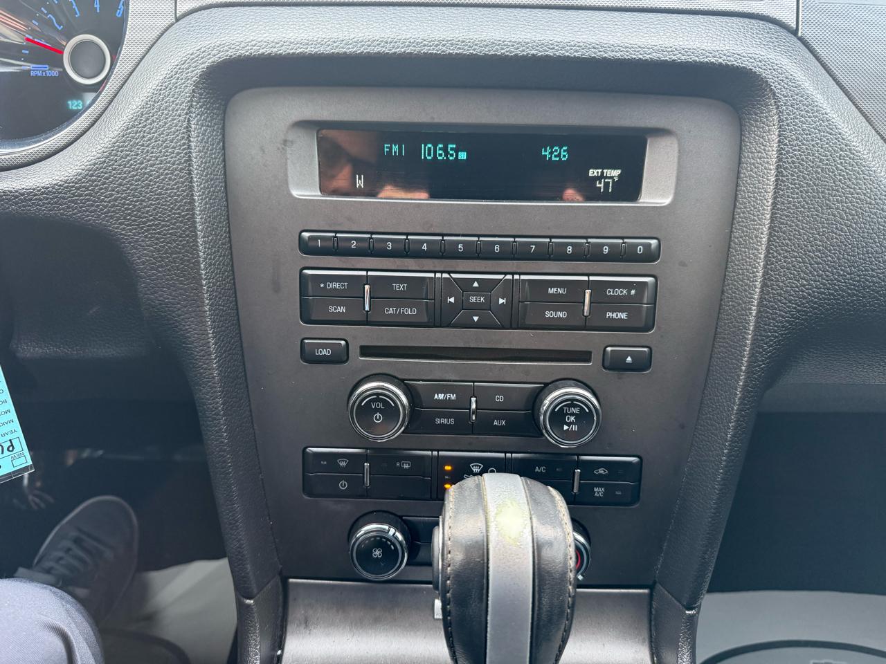 Ford Mustang V6 Convertible 2014