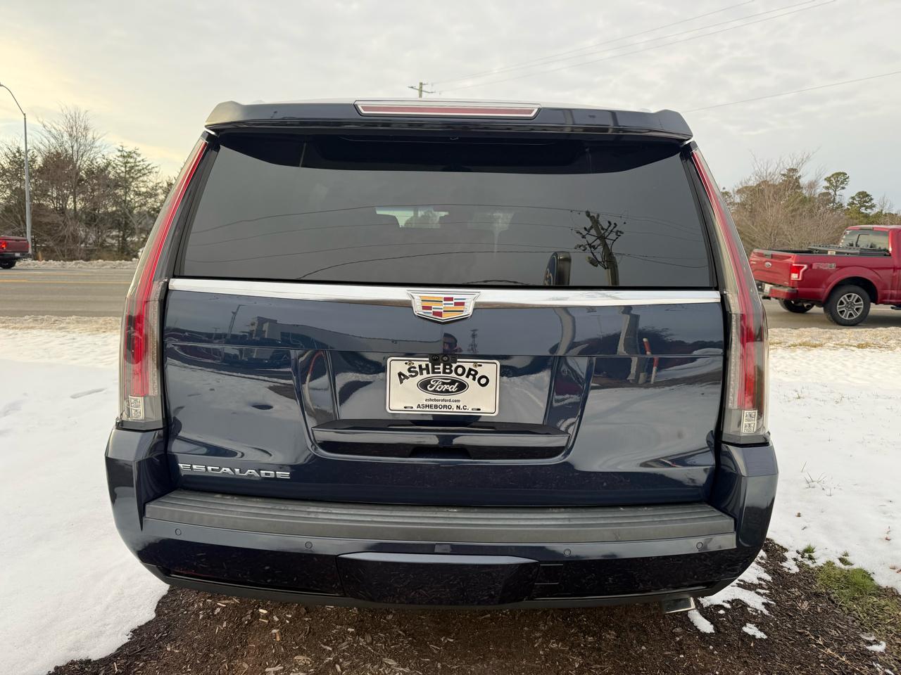 Cadillac Escalade Luxury 4WD 2019