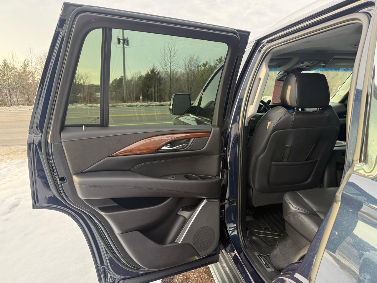Cadillac Escalade Luxury 4WD 2019