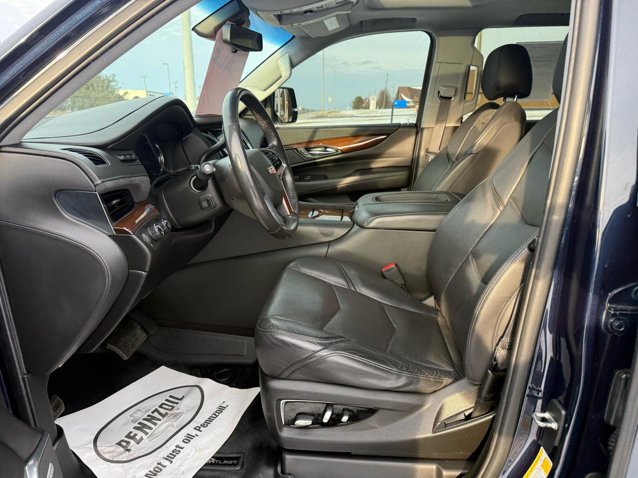 Cadillac Escalade Luxury 4WD 2019