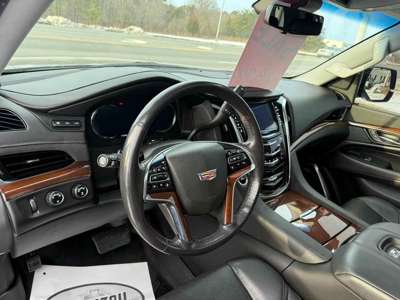Cadillac Escalade Luxury 4WD 2019