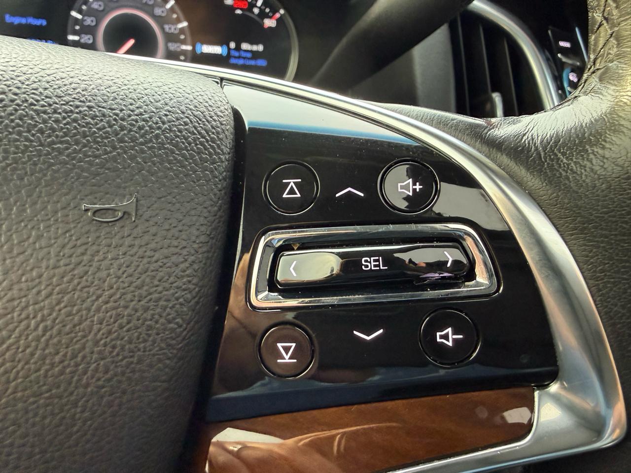 Cadillac Escalade Luxury 4WD 2019