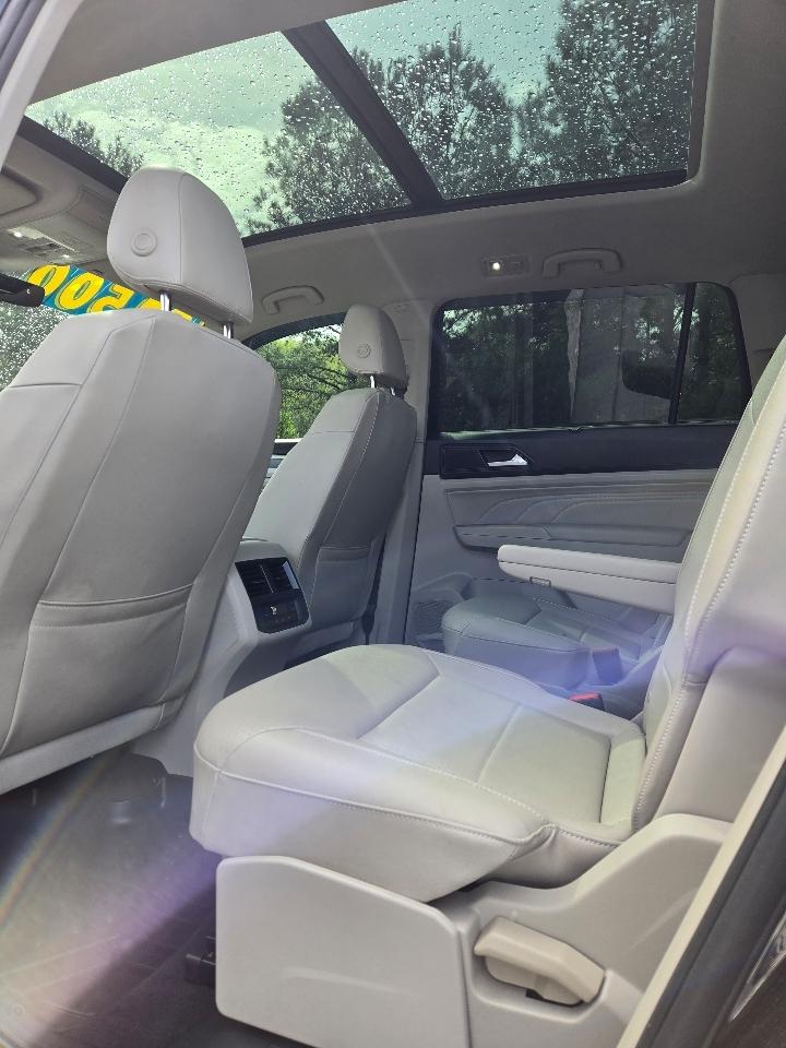 Volkswagen Atlas V6 SEL R-Line 2021