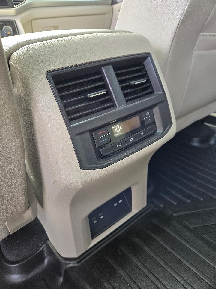 Volkswagen Atlas V6 SEL R-Line 2021