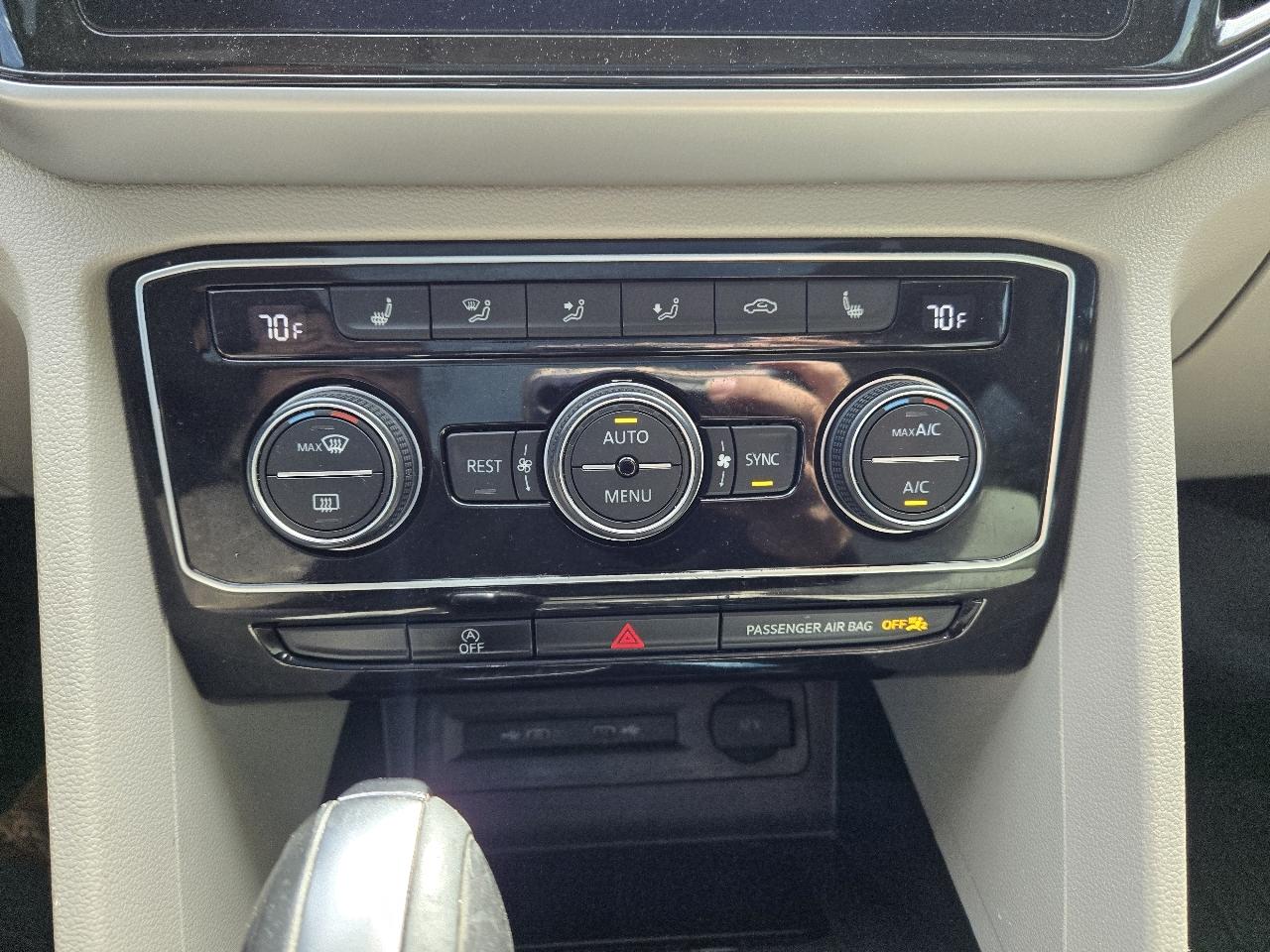 Volkswagen Atlas V6 SEL R-Line 2021